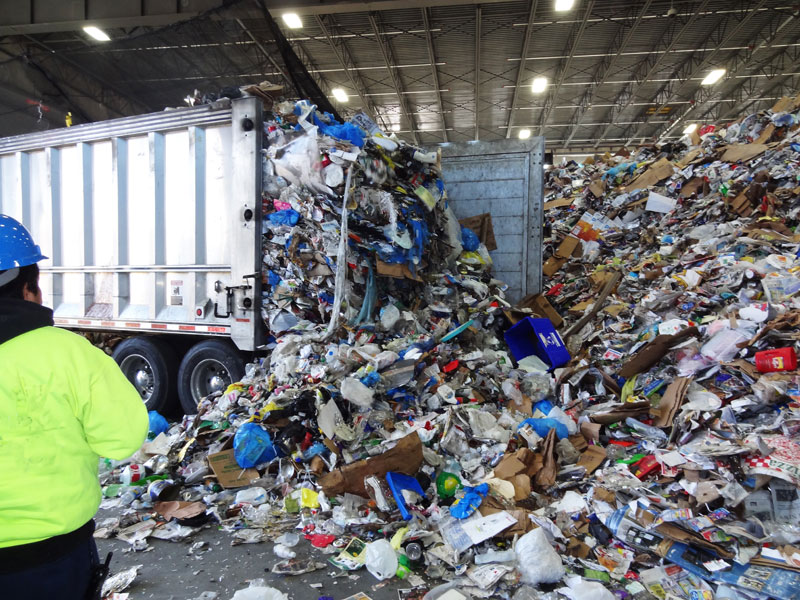 إدارة النفايات والسلامة البيئية للمنتجات - تخزين النفايات