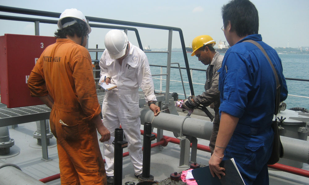 Инспекция количества и доставки бункера (судовые измерения топлива)