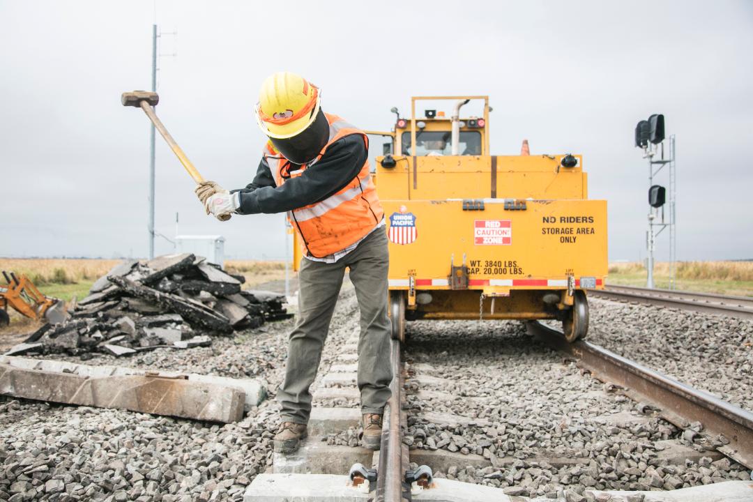 Demiryolu G&ouml;zetim Hizmetleri - Demiryolu Ara&ccedil;ları G&ouml;zetim Hizmetleri