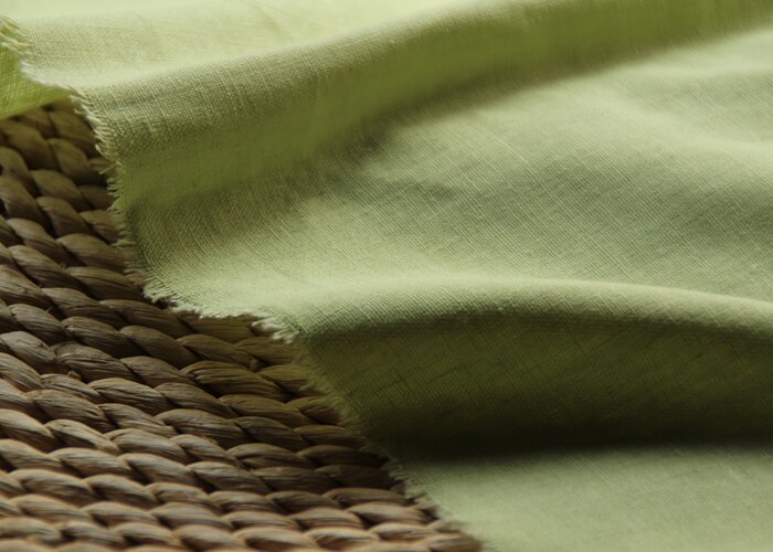 Dikey Yerleştirilmiş Kumaş ve Kumaş Kombinasyonlarında K&uuml;&ccedil;&uuml;k Bir Alev Uygulaması İle Yanmazlık Testi