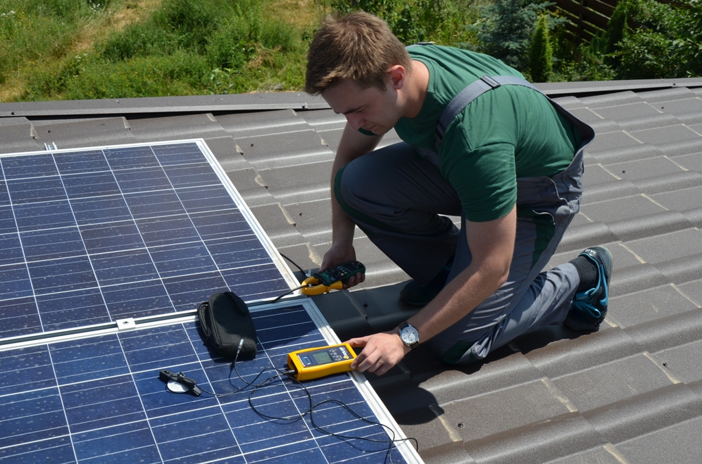 Солнечная энергия - измерение мощности фотоэлектрических модулей