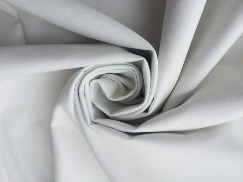 İngiltere Gece Giysileri Yanmazlık Testi