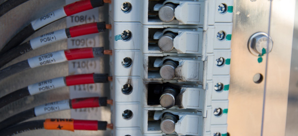 Ka&ccedil;ak Akım R&ouml;lesi &Ouml;l&ccedil;&uuml;mleri