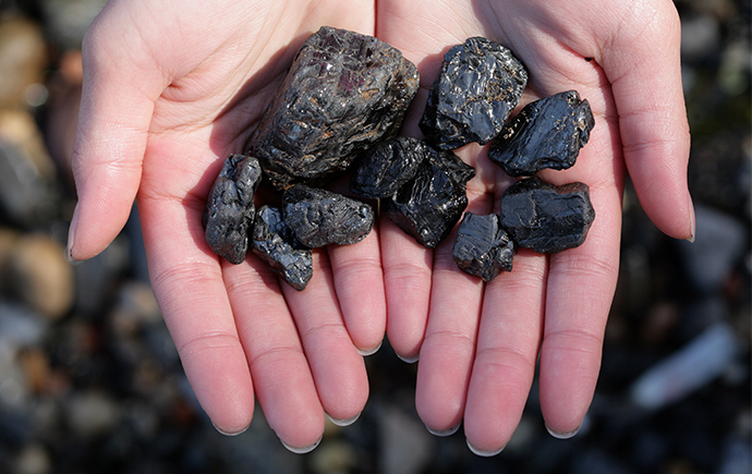 K&ouml;m&uuml;rden Numune Alımı, Analizlere Nezaret