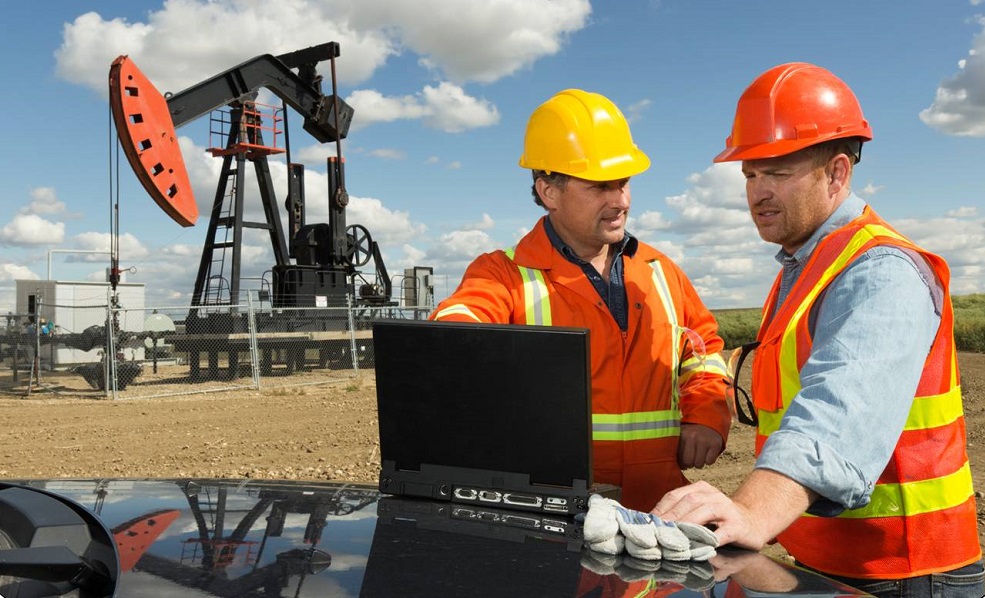 حلول احتياطي النفط والحقول - دراسات متخصصة - خدمات هندسة احتياطي النفط