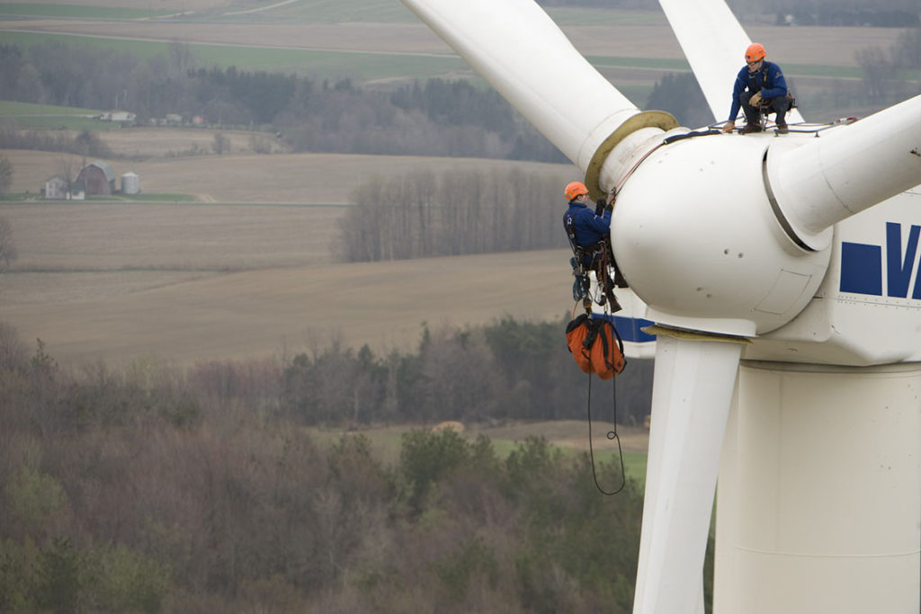 Этап производства ветряных турбин - Оценка продавца и технические услуги