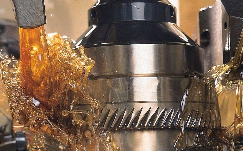 Жас кисканың үлкен пландағы порнофотосуреттері Әмірліктердегі секс