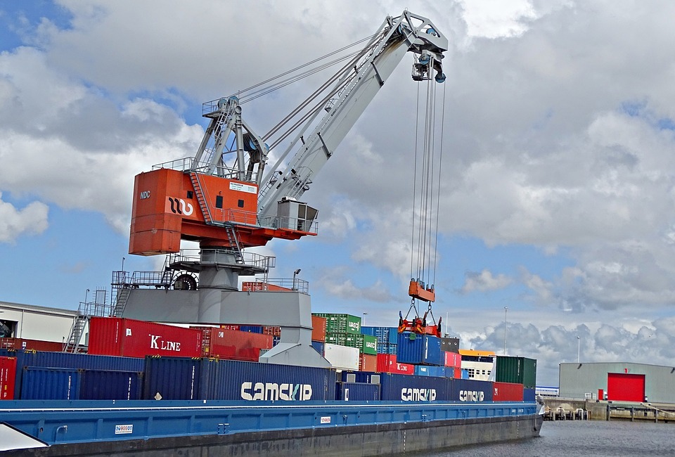 خدمات الشحن والسفن - تحديد كمية البضائع